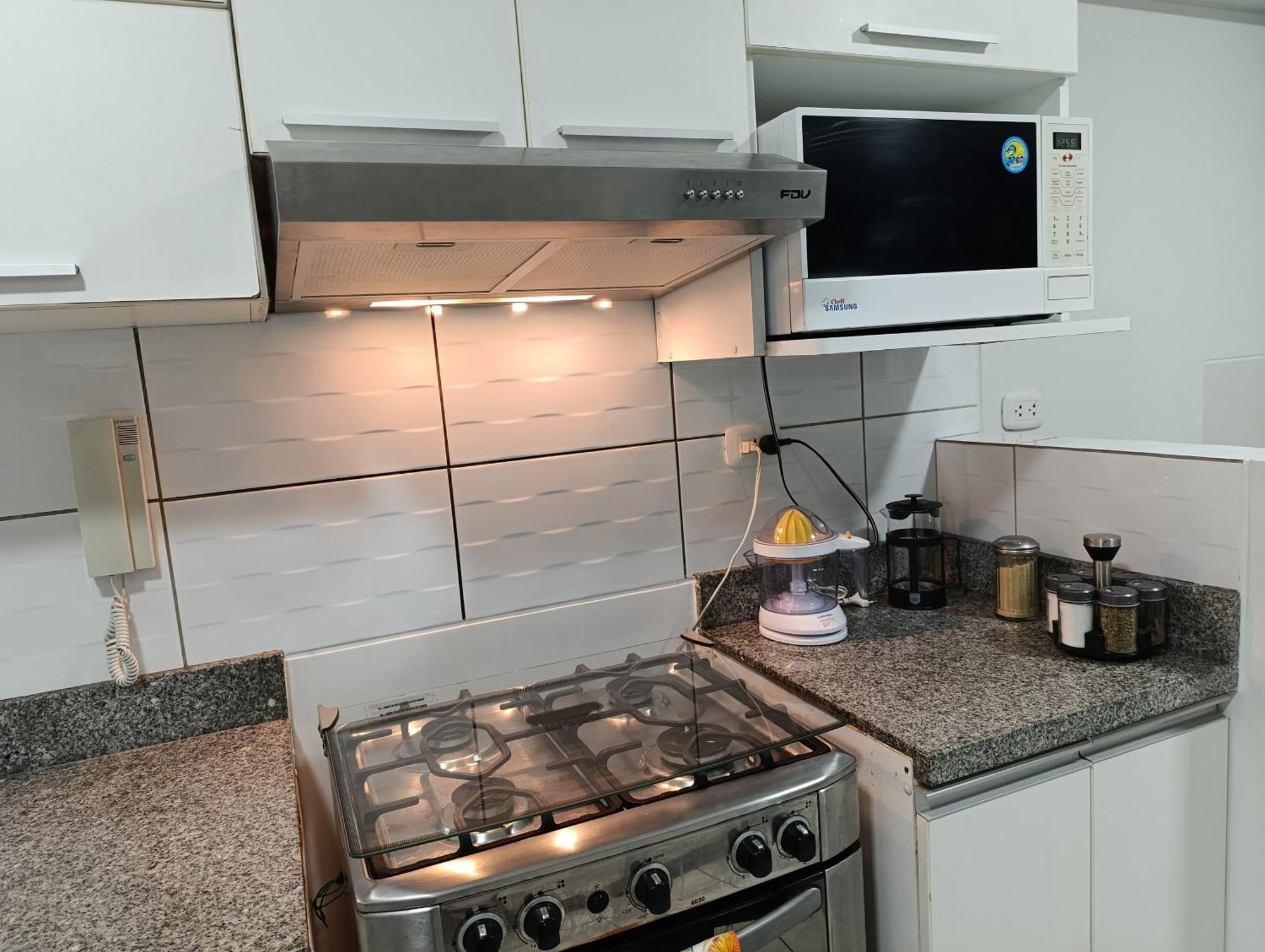 Miraflores Apart-10Beds-11Persons-Pool-Grill-Garage-Near Kennedy Park リマ エクステリア 写真