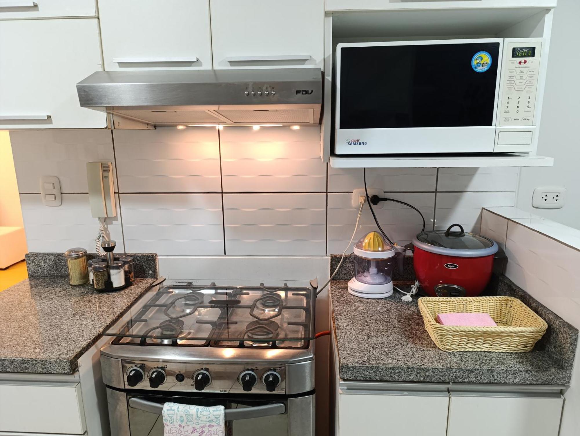 Miraflores Apart-10Beds-11Persons-Pool-Grill-Garage-Near Kennedy Park リマ エクステリア 写真